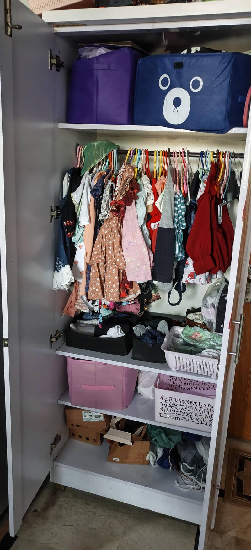wardrobe 3