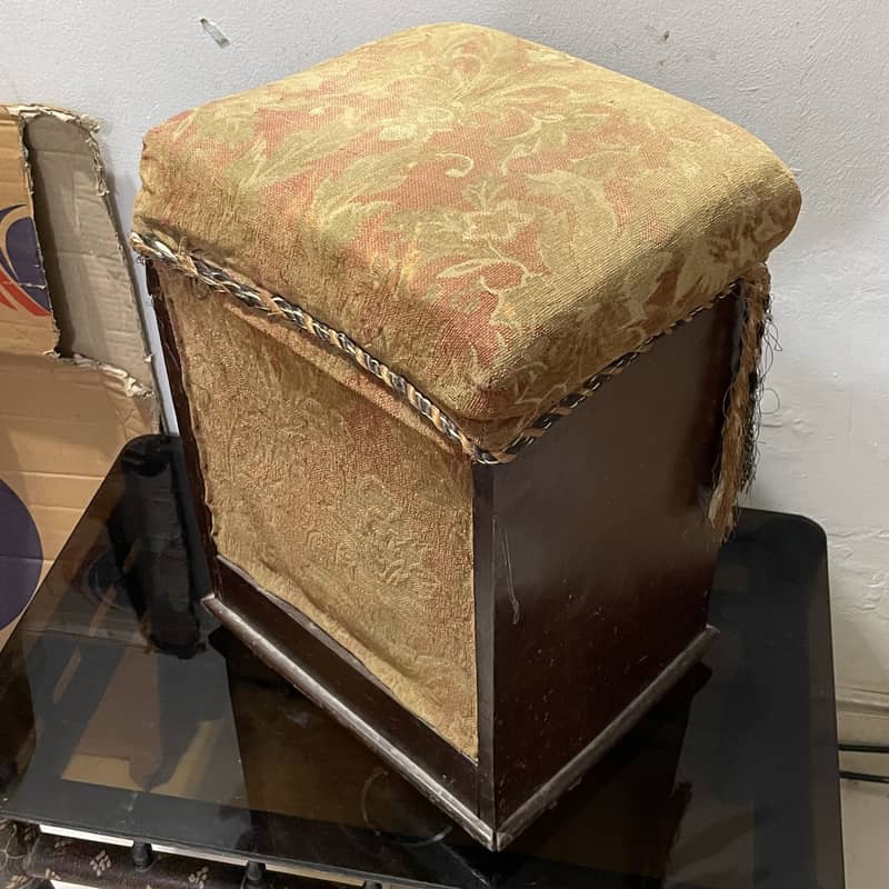 Table with stool 5