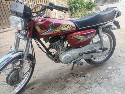 CG 125 NEW CONDITION URGENT SALE