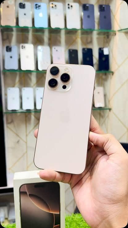 Apple iPhone 16 Pro Max 3