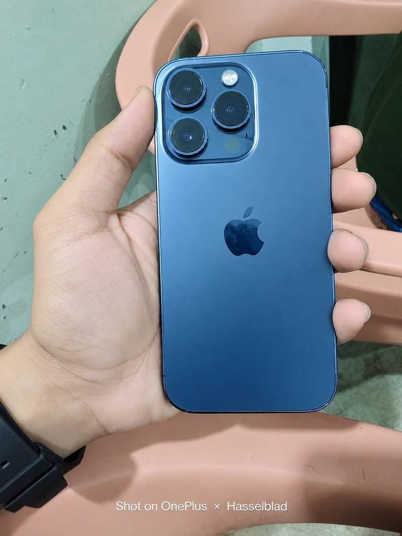 Apple iPhone 14 Pro 1