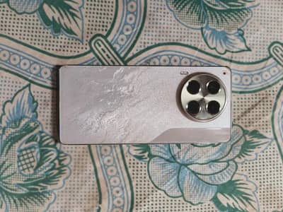 Tecno CAMON 30