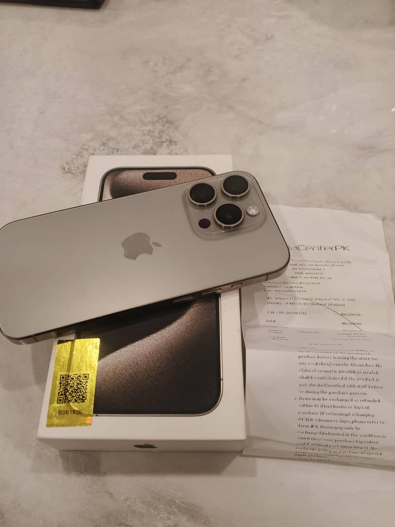 Apple iPhone 15 Pro 6