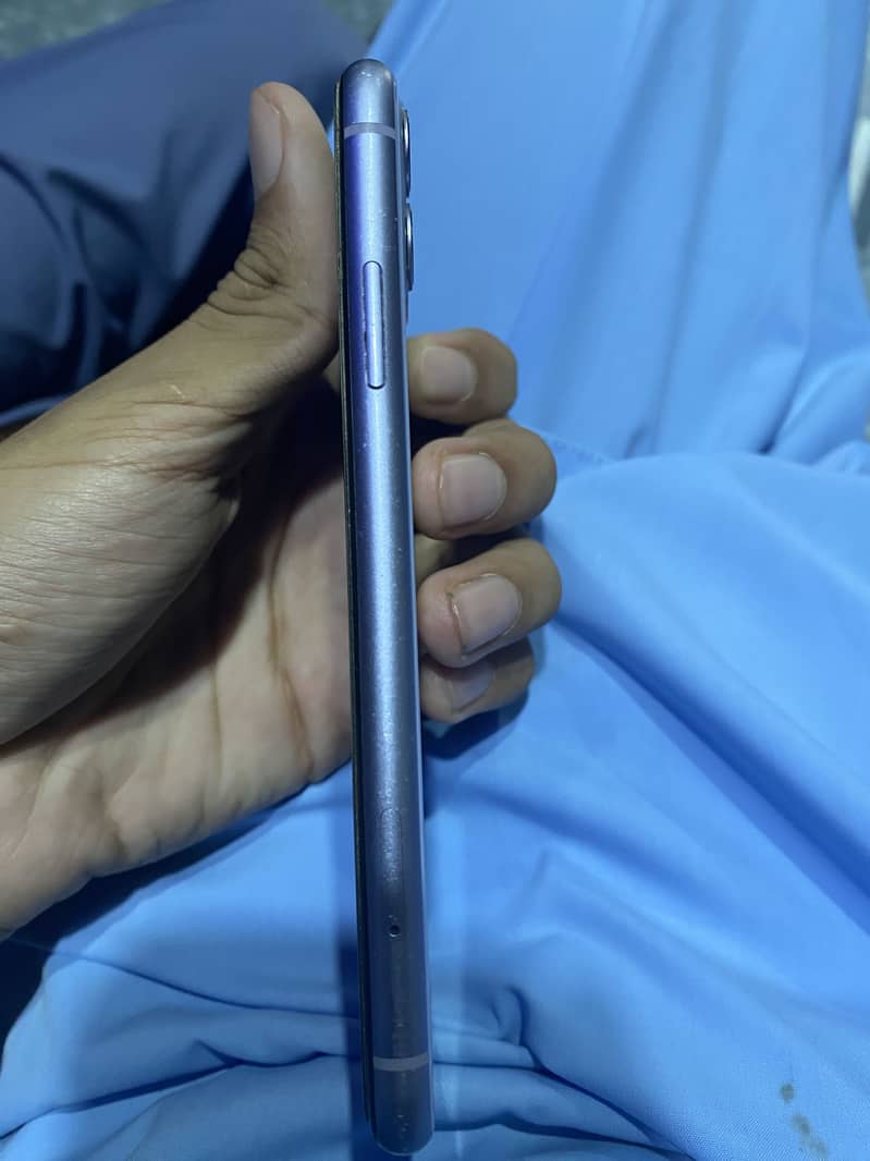 Apple iPhone 11 2