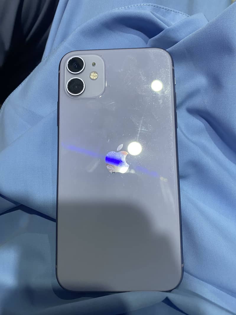 Apple iPhone 11 4