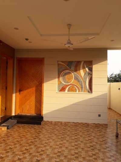 8 Marla Brand New House for Rent in 9 Town