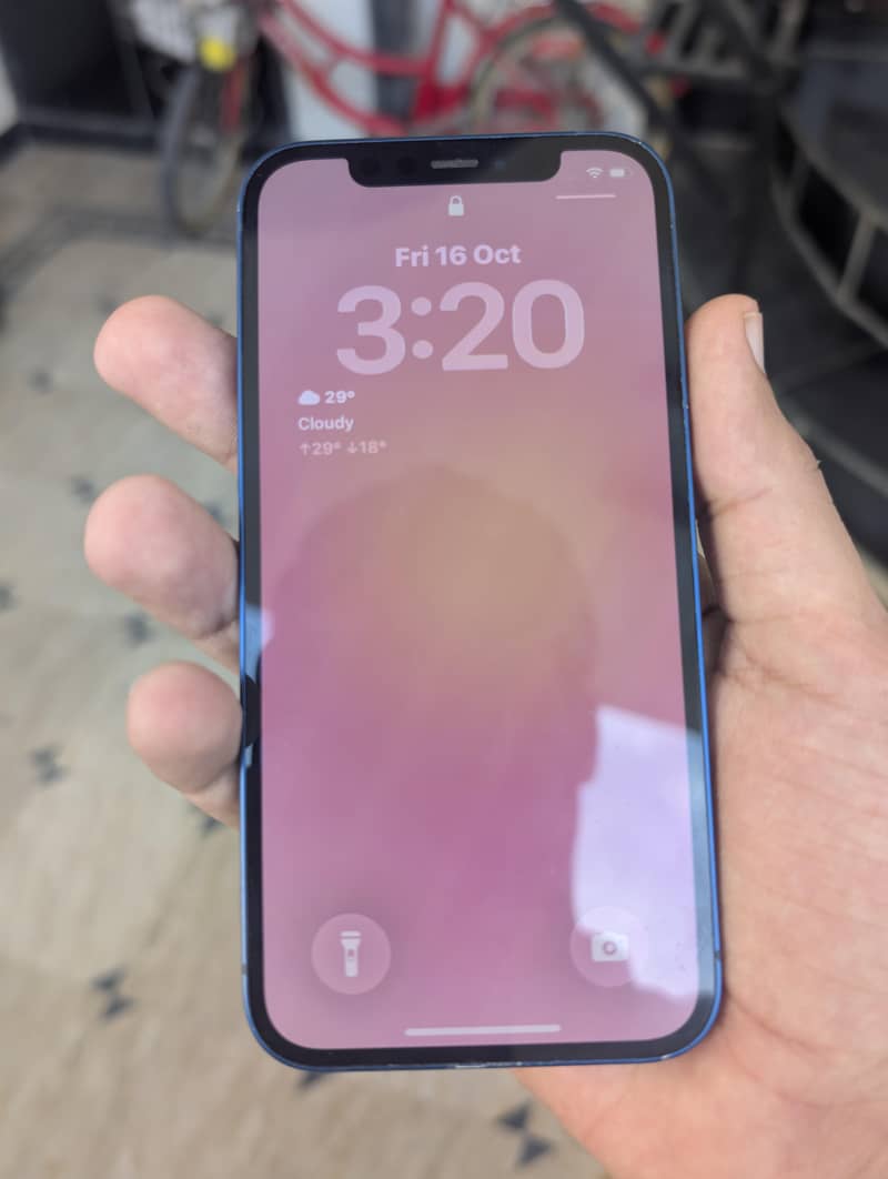 Apple iPhone 12 7