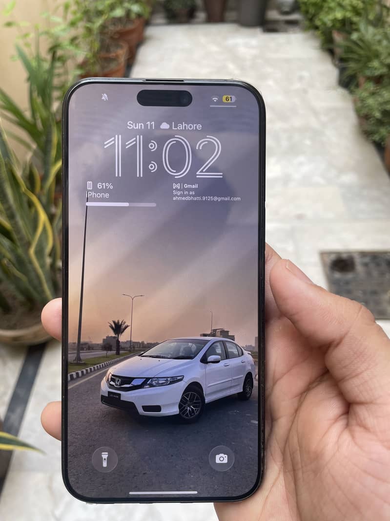 Apple iPhone 15 Pro Max 2