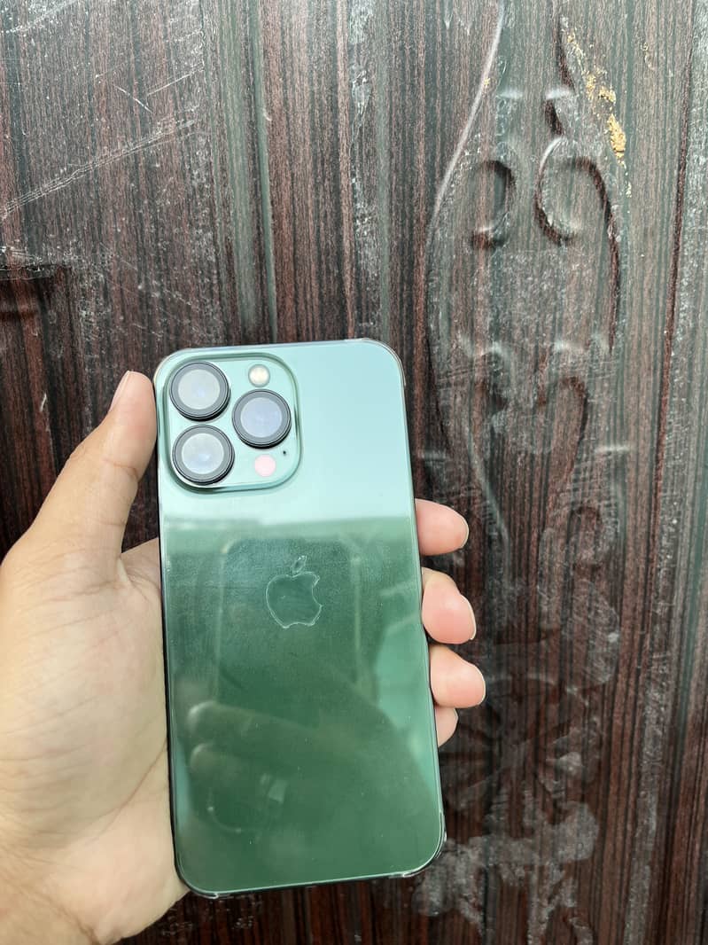 Apple iPhone 13 Pro 3