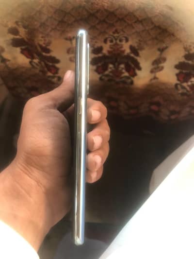 OPPO Reno6