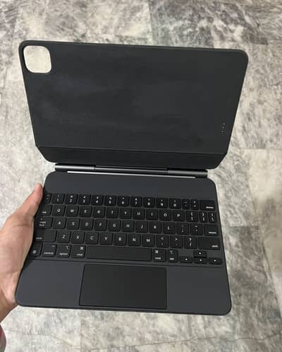Apple Magic Keyboard 11 inch