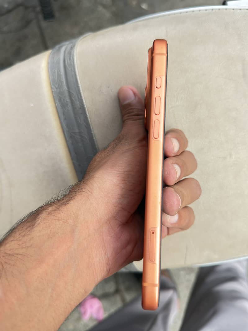 Apple iPhone 17 Pro Max 3