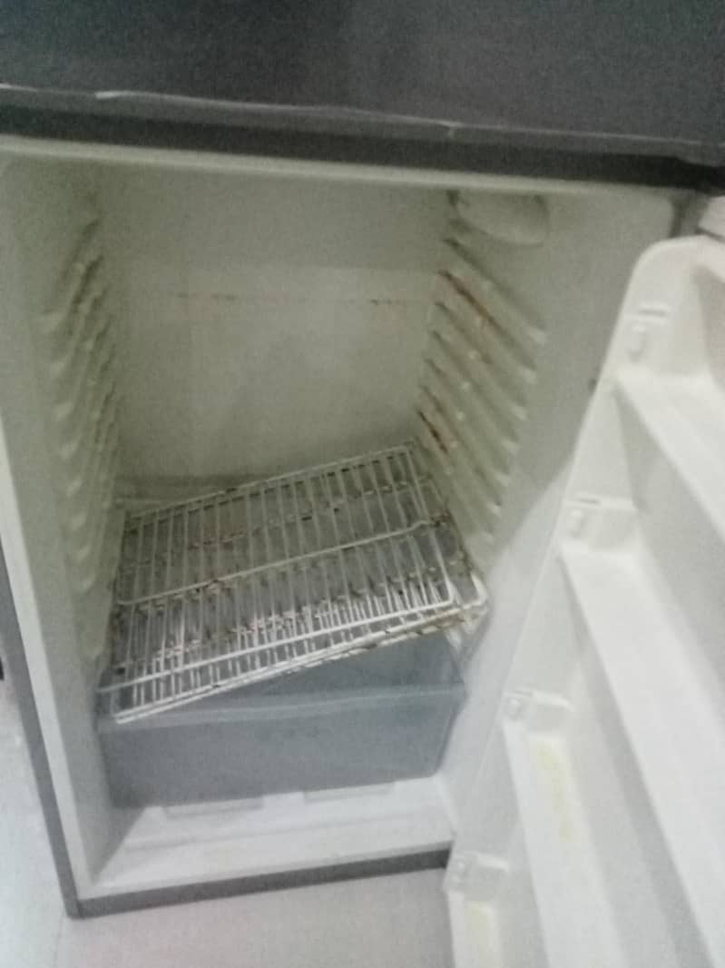 in good condition 2
