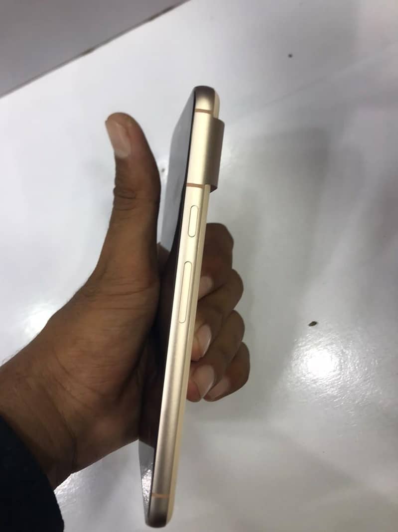 Google Pixel 8 1