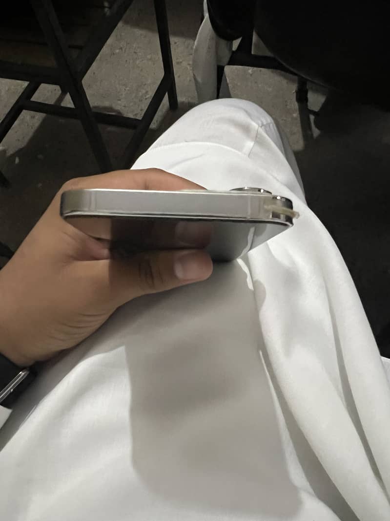 Apple iPhone 13 Pro 0