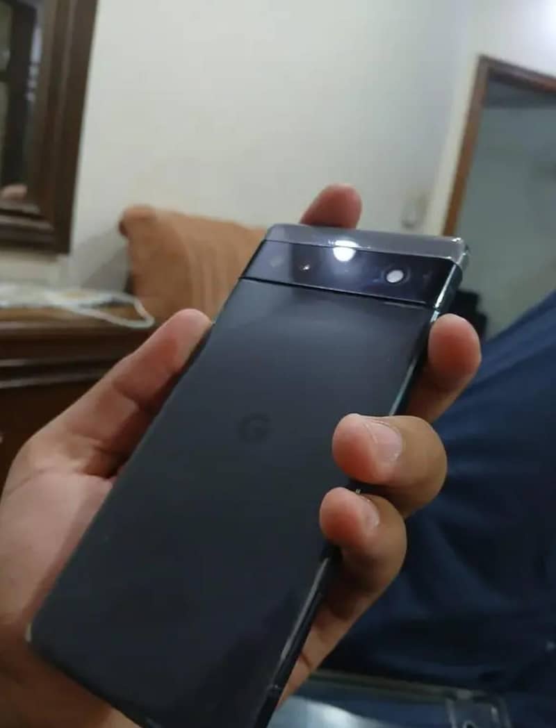 Google Pixel 6a 1