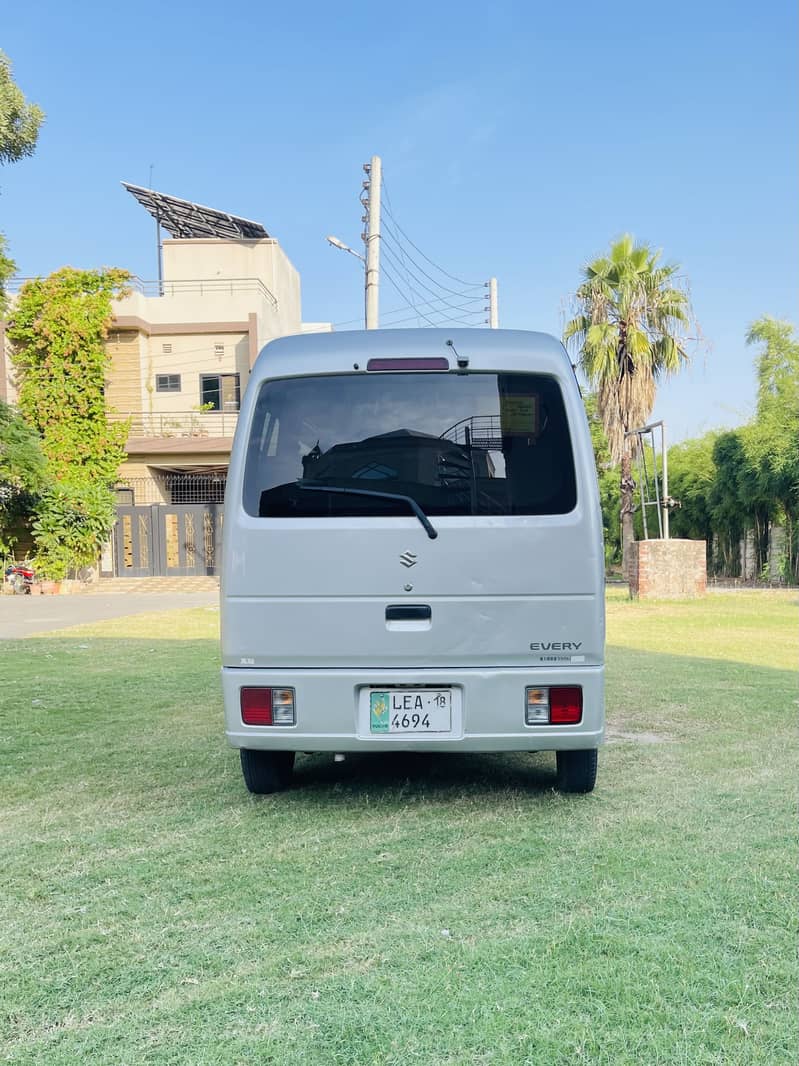 Suzuki Every 3