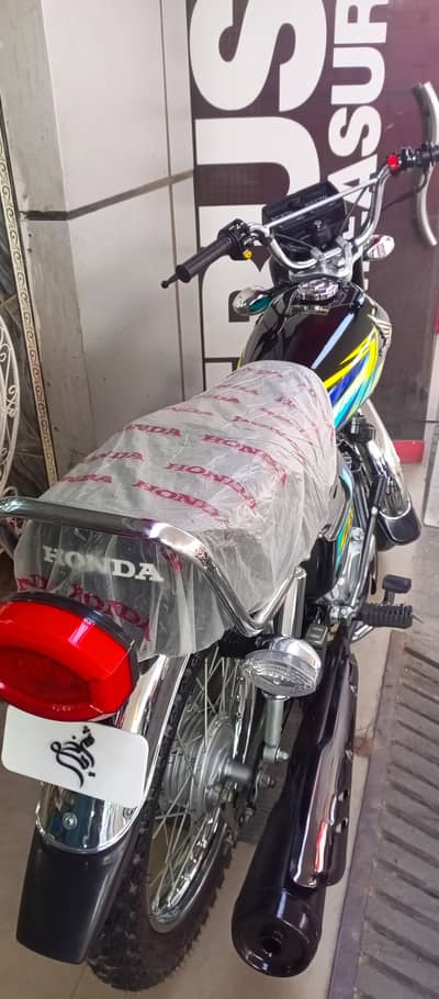 Honda CG 125 2025/2026 Model Black – Fully Modified