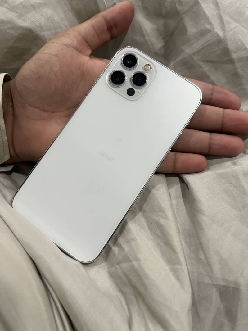 Apple iPhone 12 Pro 1