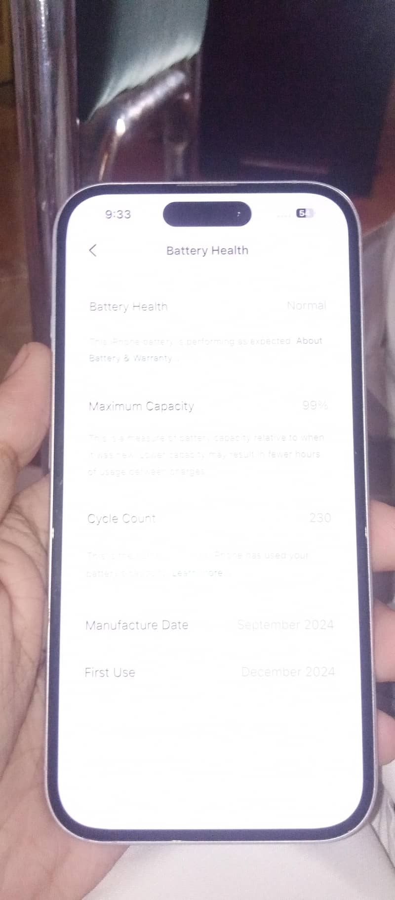 iphone 16 white 7