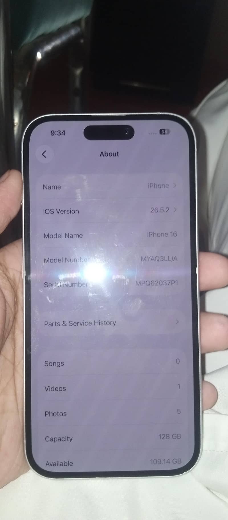 iphone 16 white 8