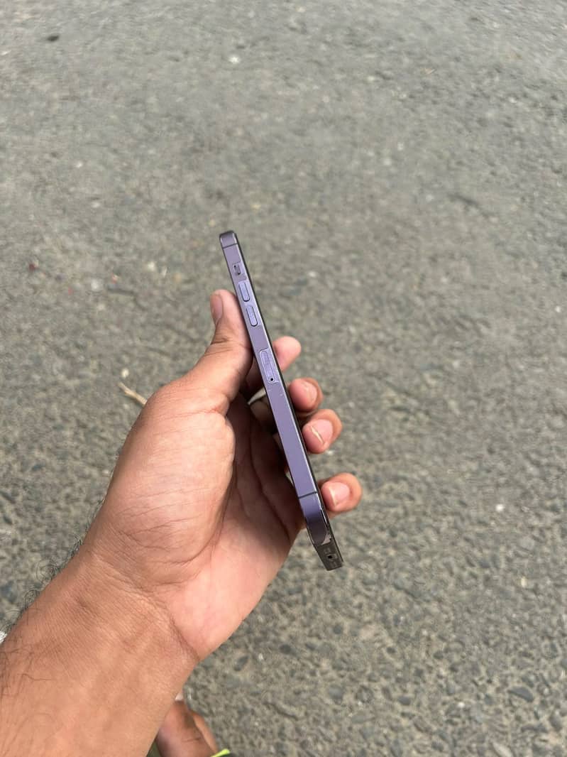Apple iPhone 14 Pro Max 3
