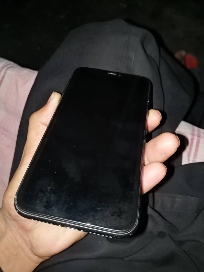 Apple iPhone 11 2