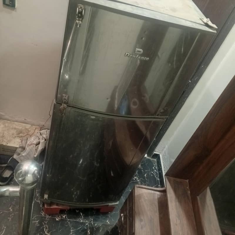 Dawlance refrigerator 1