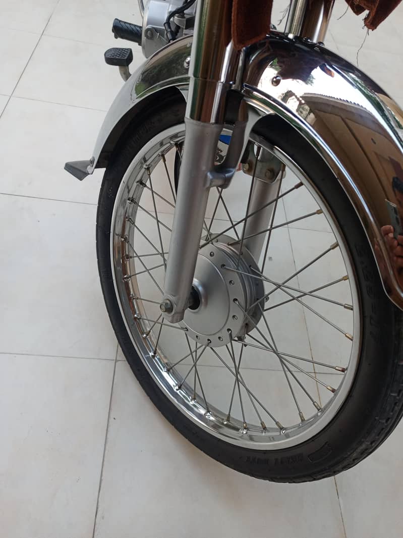 Honda cd70 5