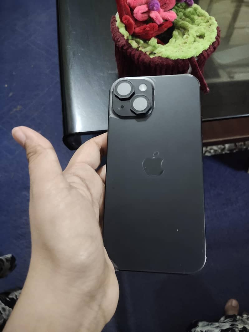Apple iPhone 15 5
