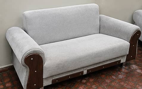 Comfortable Sofa Set for Sale – Good for Home