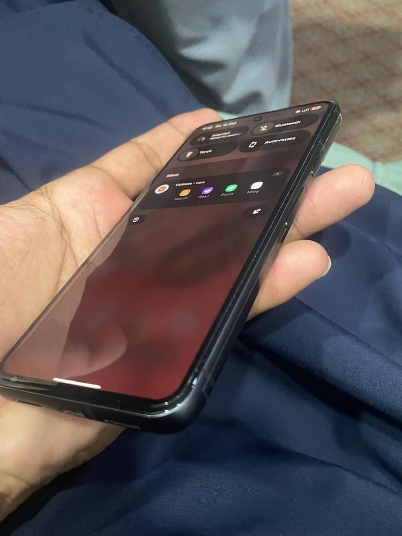 Google Pixel 8 4