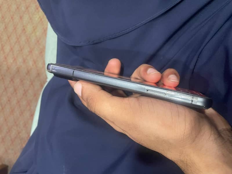 Google Pixel 8 6