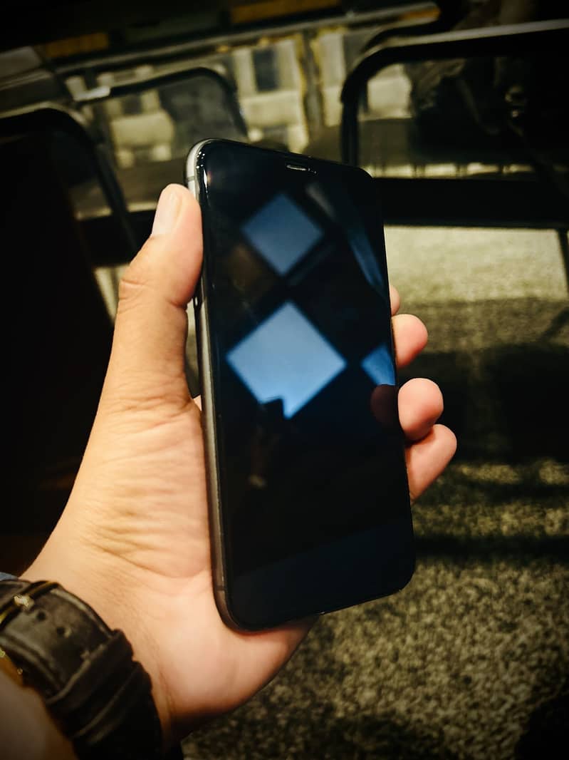 Apple iPhone 11 2