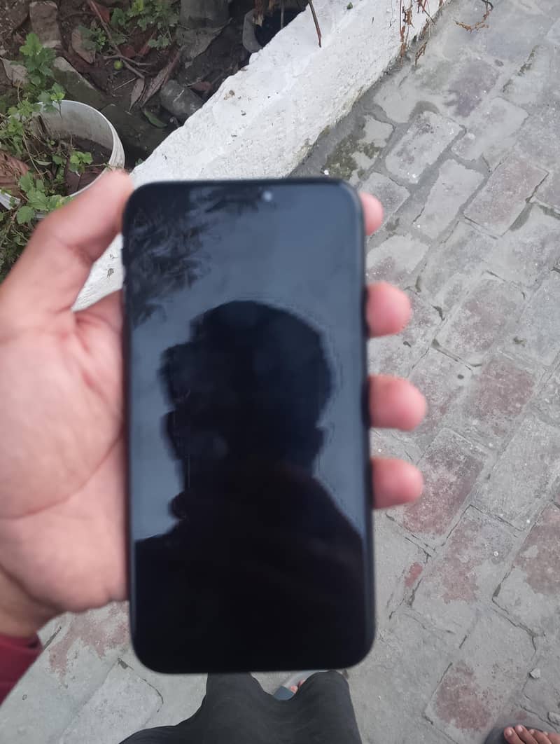 Apple iPhone XR 2