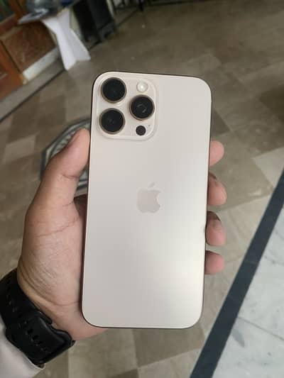 Apple iPhone 16 Pro Max