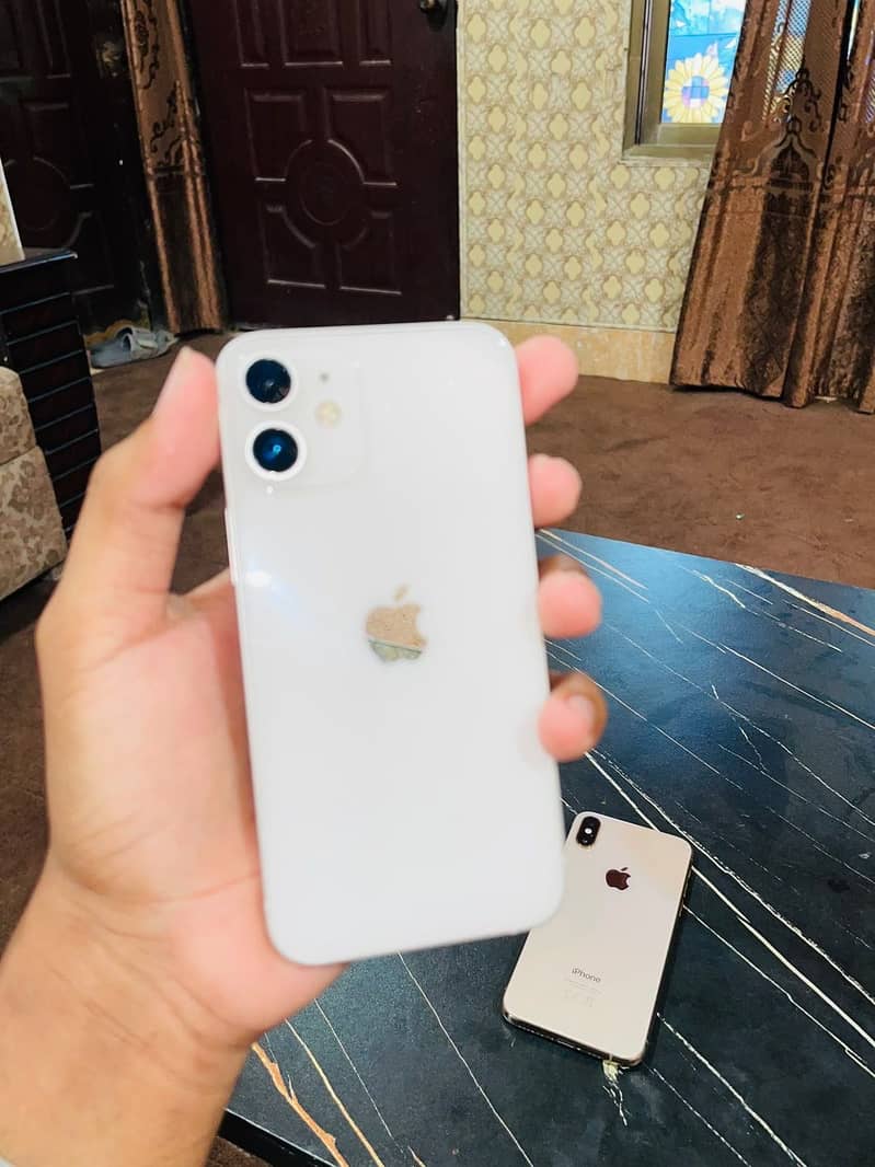 Apple iPhone 12 mini 1