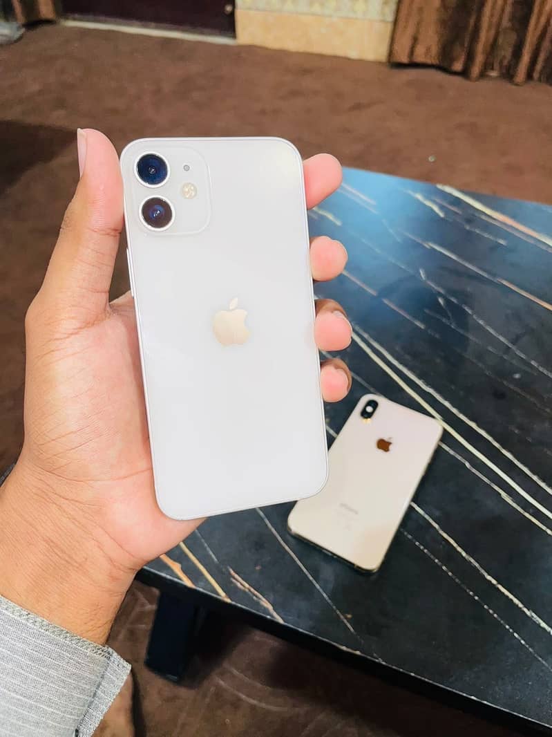 Apple iPhone 12 mini 2