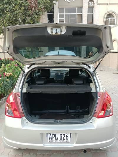 Suzuki Swift 2004