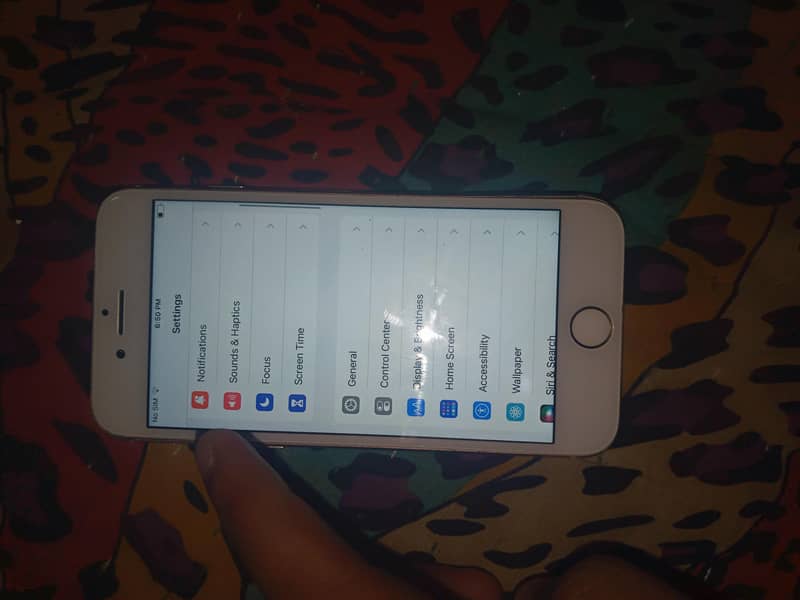 Apple iPhone 8 6