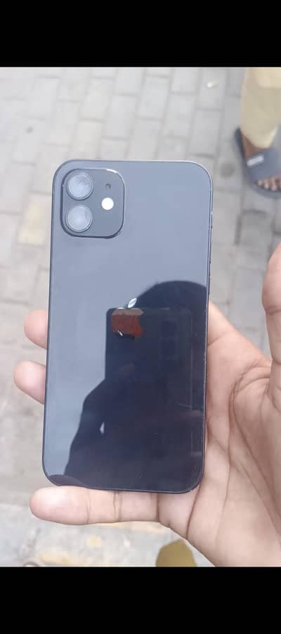 Apple iPhone 12