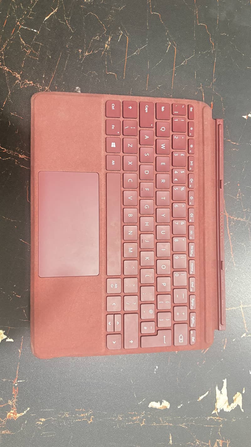 Microsoft Surface Go keyboard 2