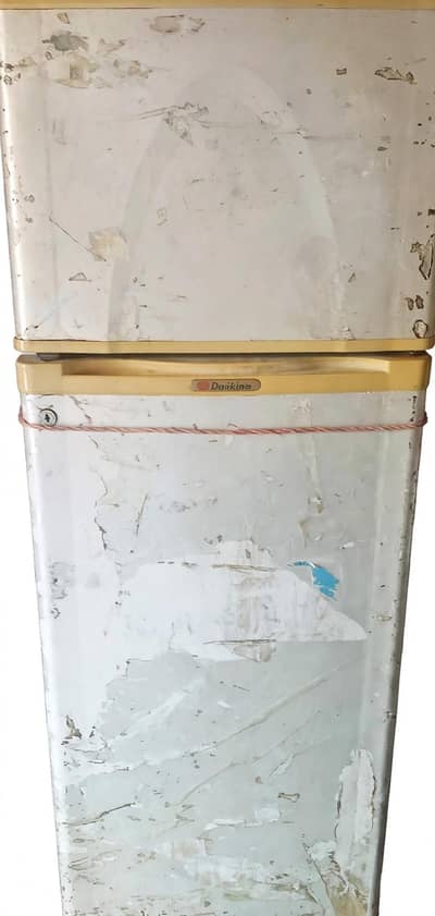 used refrigerator available only 15000 rupees