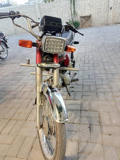 United 70cc