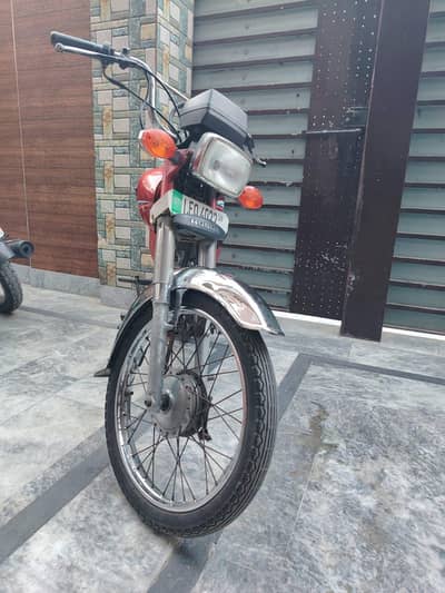 Honda CD 70 - 2009 Model | Good Condition | Genuine Engine