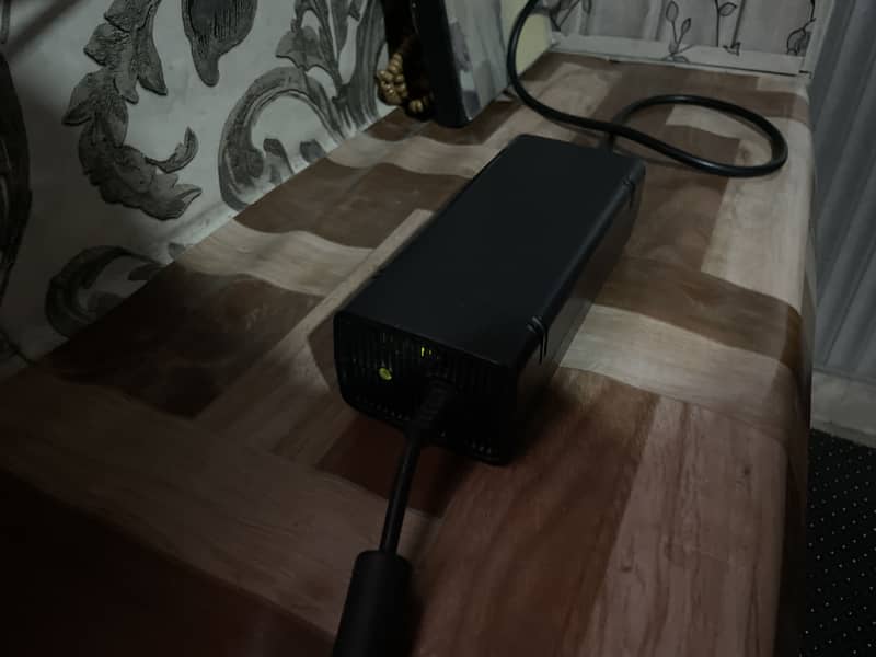 XBOX 360 S 7