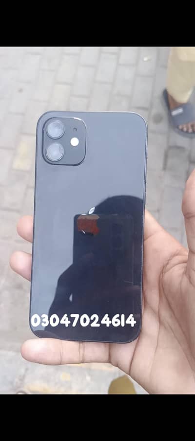Apple iPhone 12