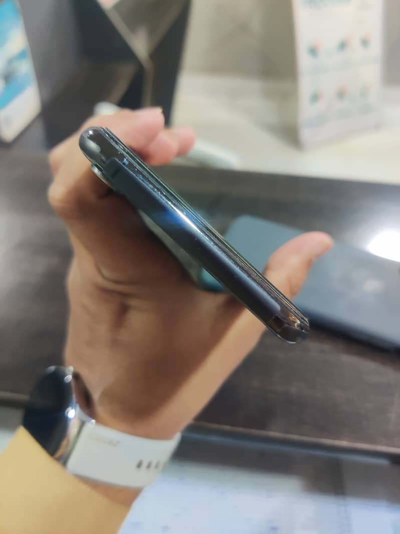 Apple iPhone XS Max 2