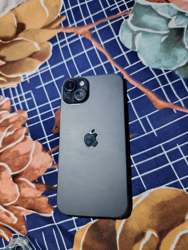 Apple iPhone 15 plus 1