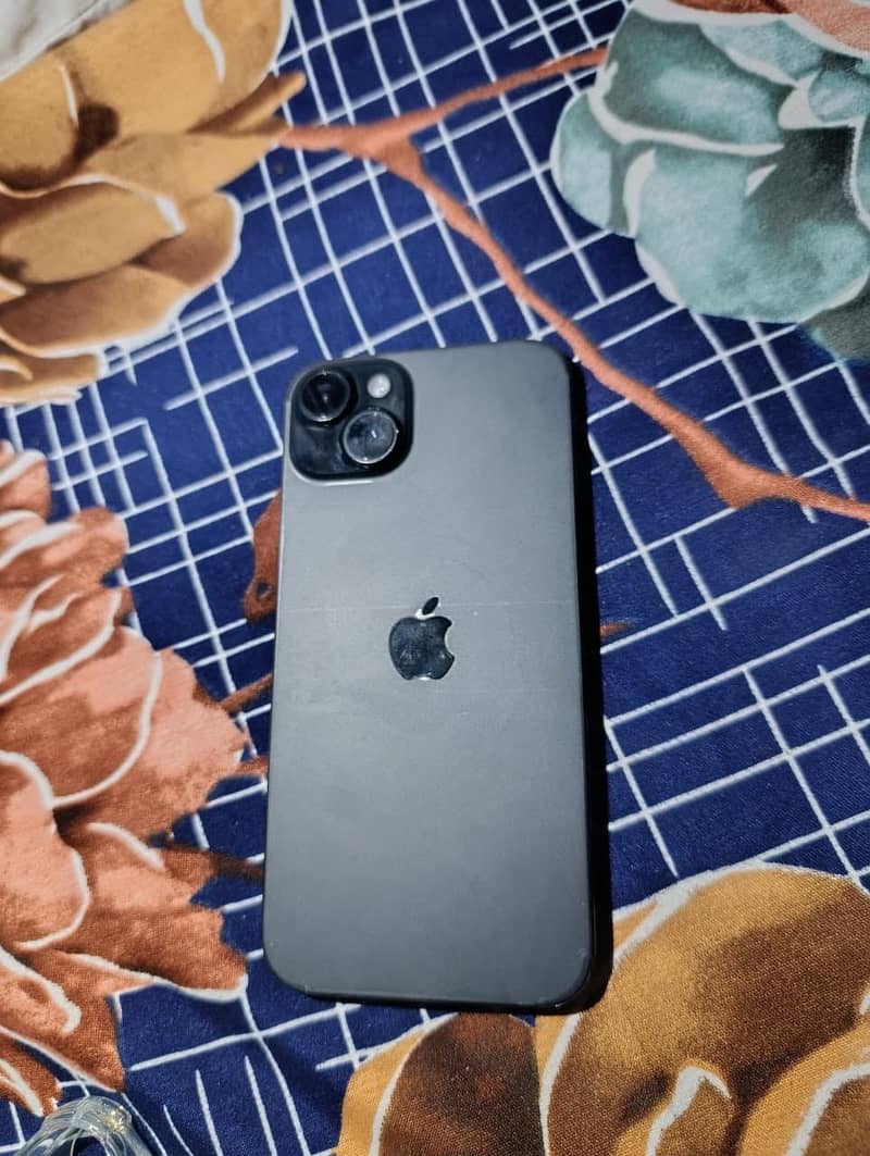 Apple iPhone 15 plus 6